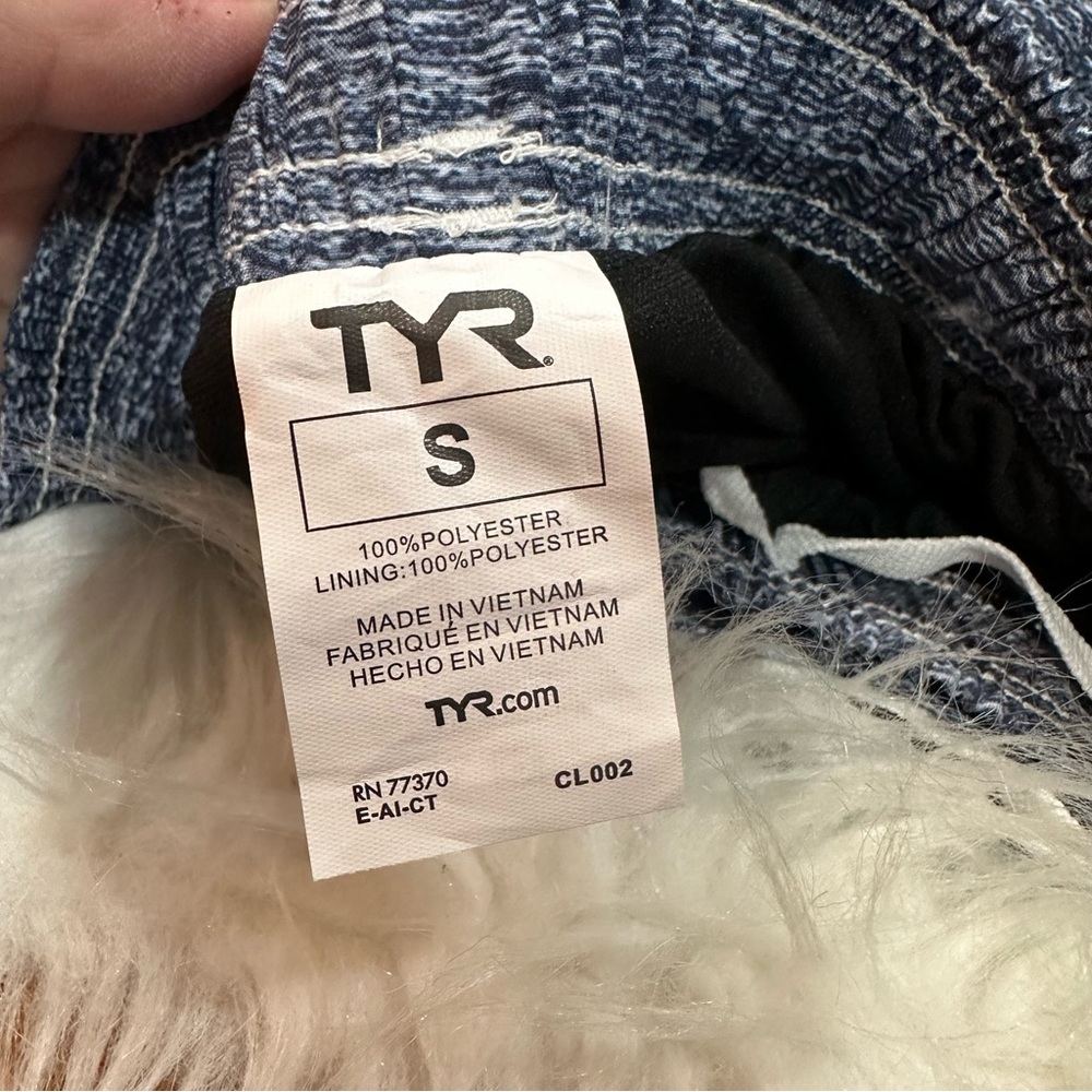 Men’s TYR Swim Trunks - Picture 7 of 13